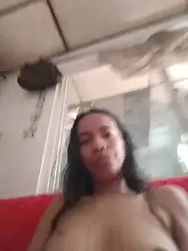 milenathosom stripchat live cam model