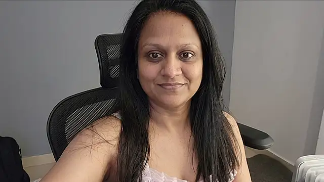 Anuradha_Ab stripchat live cam model