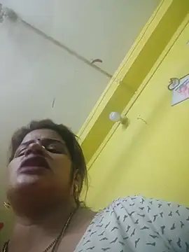 Princessroooh stripchat live cam model