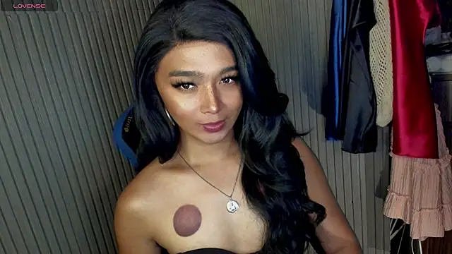 TrinityFucksYou stripchat live cam model