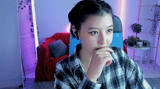 SirenMystiq stripchat live cam model