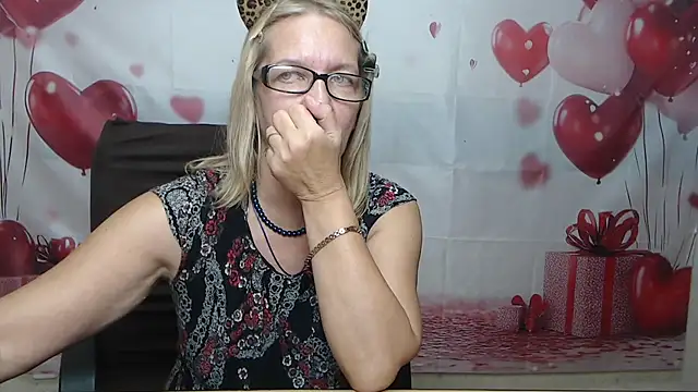 MelisaWorld stripchat live cam model