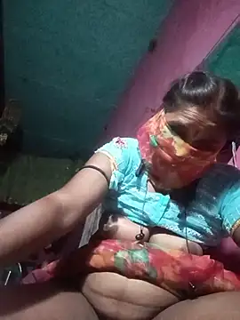 HOtpoojakoli stripchat live cam model
