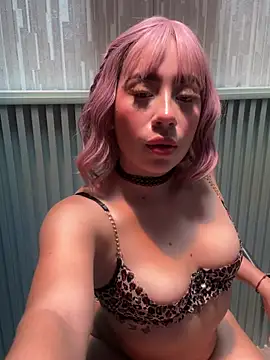 MiaBerry_ stripchat live cam model