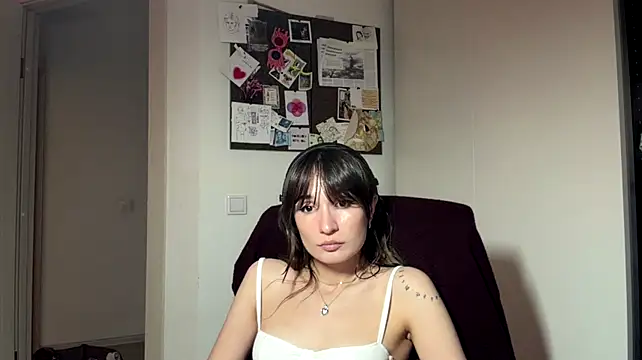 ElenoreMccallum stripchat live cam model