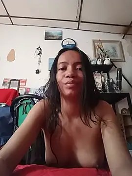 milenathosom stripchat live cam model