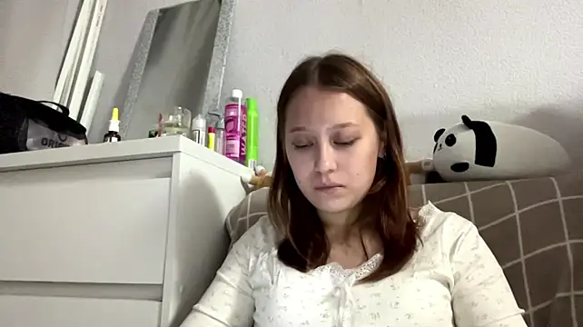 InsaneRepute stripchat live cam model
