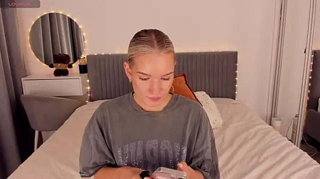 CassieRayss stripchat live cam model