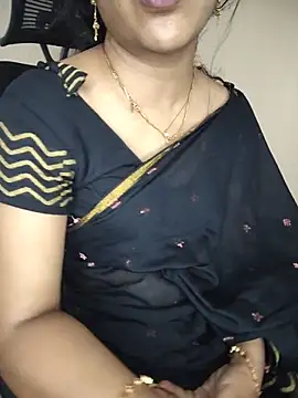 Cute-Smiely-Queen-Telugu stripchat live cam model