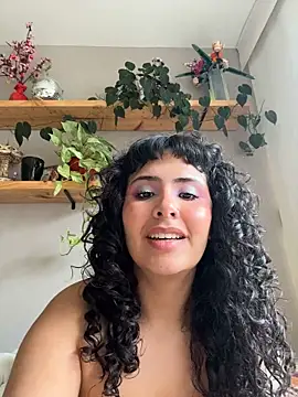 SugarTroubl33 stripchat live cam model