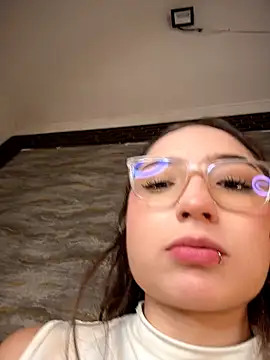 Mia_Luxor stripchat live cam model