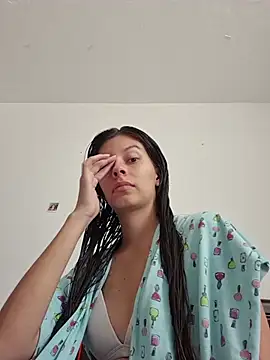 IrisBound stripchat live cam model