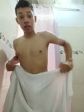 curious_straight_guy stripchat live cam model
