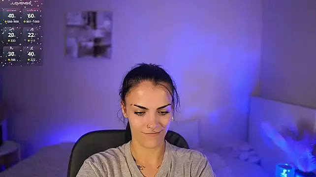 Pauline_2005 stripchat live cam model