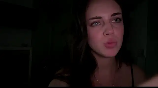 A_Milly stripchat live cam model