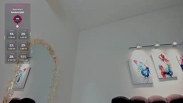 LeilaCole stripchat live cam model