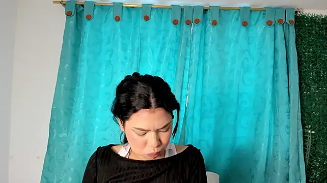 Nathy_Paez stripchat live cam model