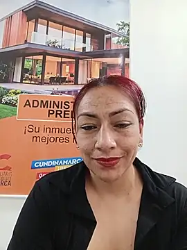 Katia-1 stripchat live cam model