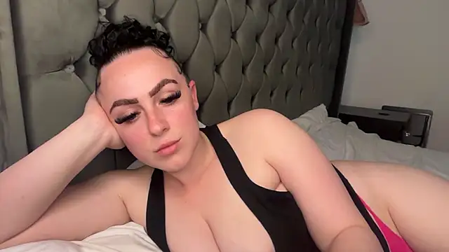 riri_bstvx stripchat live cam model
