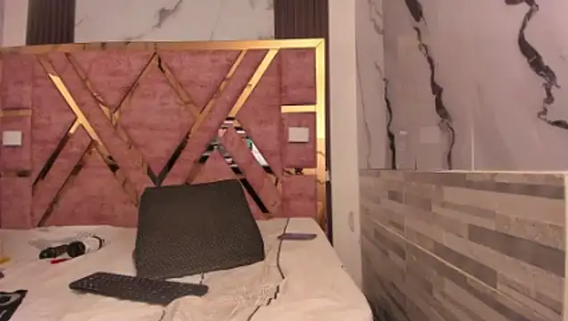 mia_alvares stripchat live cam model