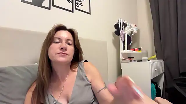 jainesummer stripchat live cam model