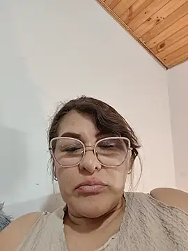 AlexxiaaMat stripchat live cam model