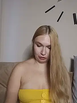 KisaVixen stripchat live cam model