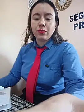 Hannah-colx stripchat live cam model