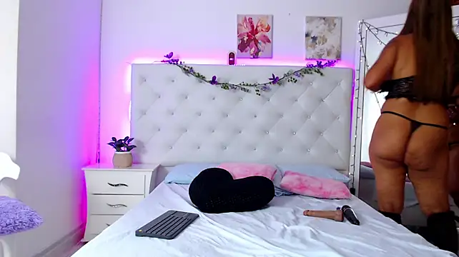 EliteMuse stripchat live cam model