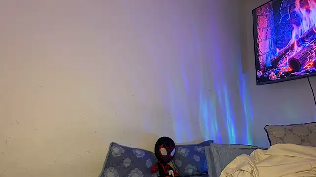 SexxxySquirterStev777 stripchat live cam model