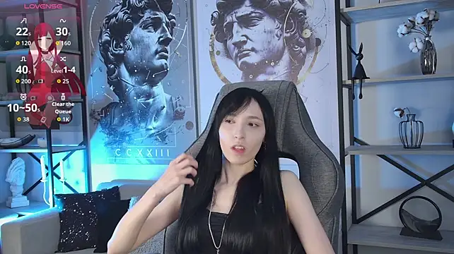 SeraphineSparda stripchat live cam model