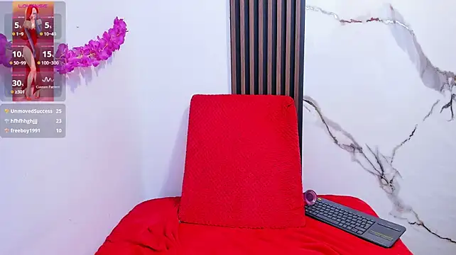 evelynn_22 stripchat live cam model