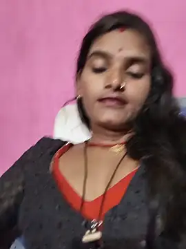 Cute_shivangi825 stripchat live cam model