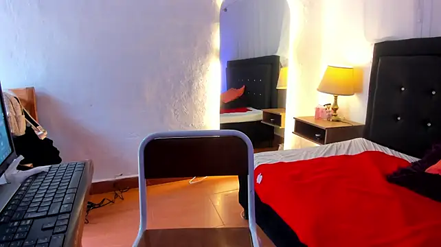 EstrellaTorres stripchat live cam model
