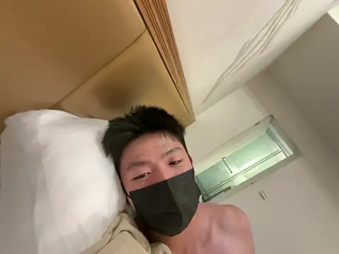 bbbbrighan stripchat live cam model