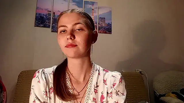 AnnettaHosaka stripchat live cam model