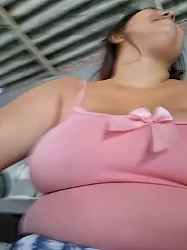 Mommy_Mature_Tits stripchat live cam model