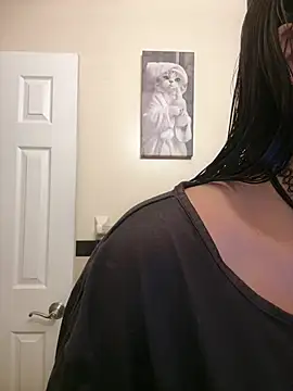 ThicBunz stripchat live cam model