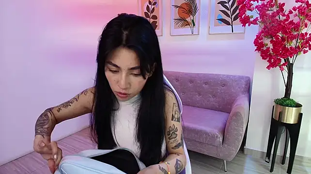Rainy_doll stripchat live cam model
