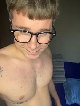 SoulenBounty stripchat live cam model