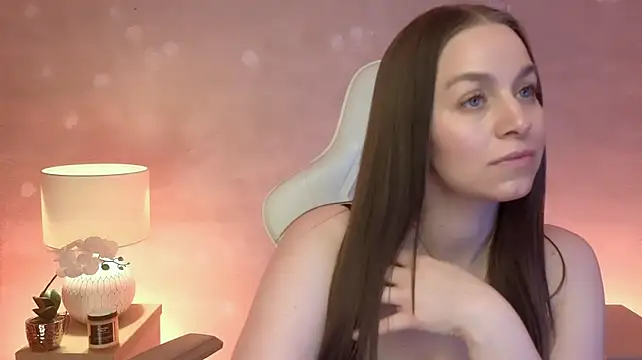 MilaFleur stripchat live cam model