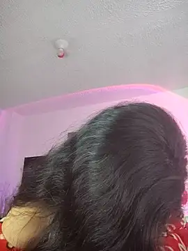 BasmaHernandez stripchat live cam model