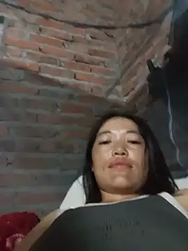 kotaka-shoow stripchat live cam model