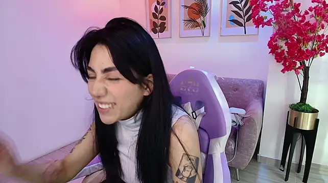 Rainy_doll stripchat live cam model