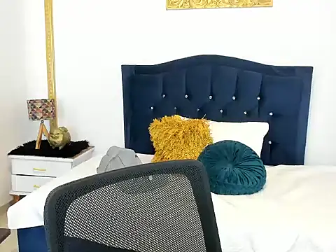 AmberKayleigh stripchat live cam model