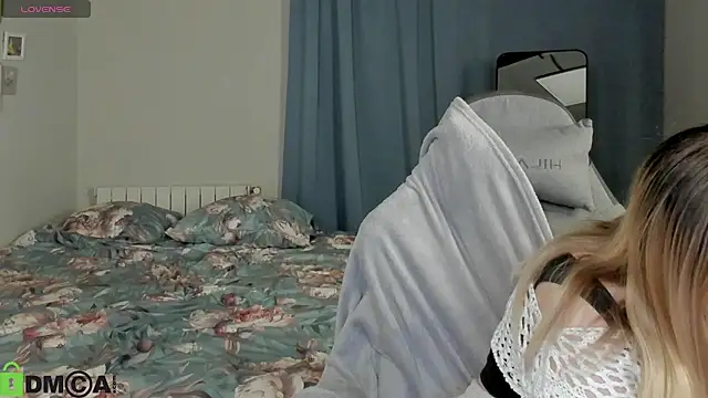 Stefania-sweet stripchat live cam model