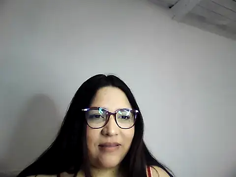 nivanna1 stripchat live cam model