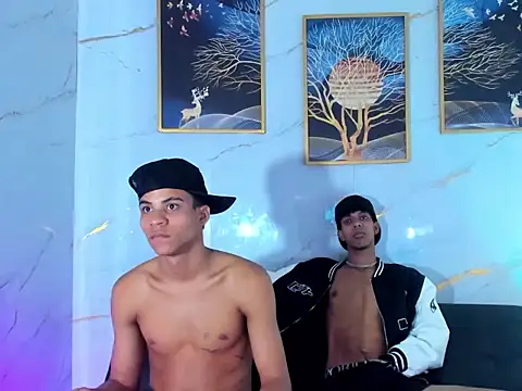 Xxx_hot23cm stripchat live cam model
