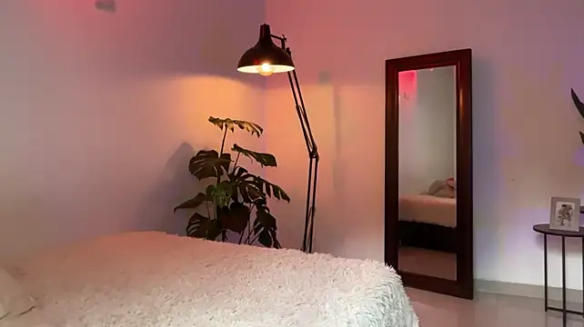 tevnoh stripchat live cam model
