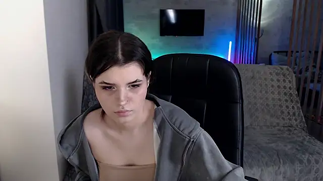 AnoraDarkk stripchat live cam model